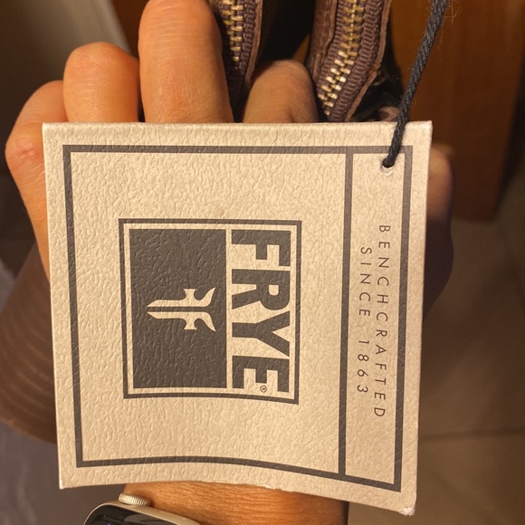 Frye Women's Veronica Back Zip Short Boots - Picture 6 of 11